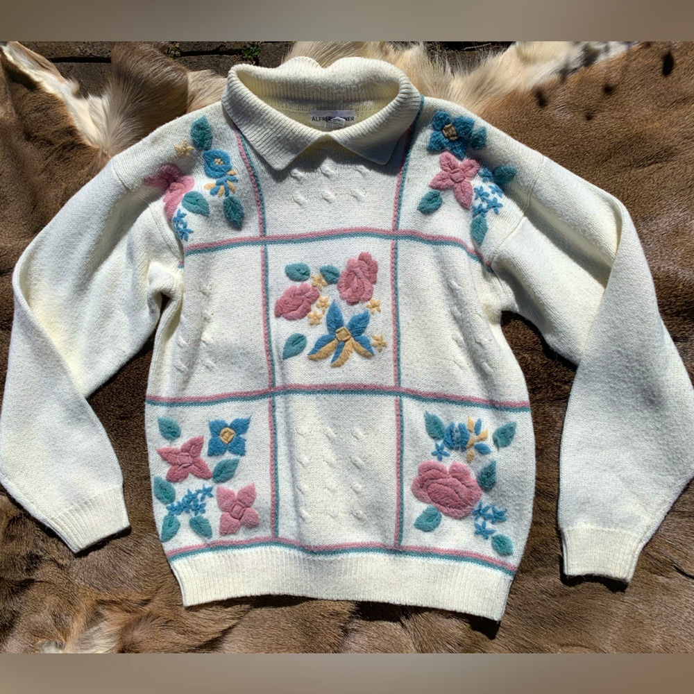 Alfred Dunner, Vintage, Floral, Embroidered Sweater